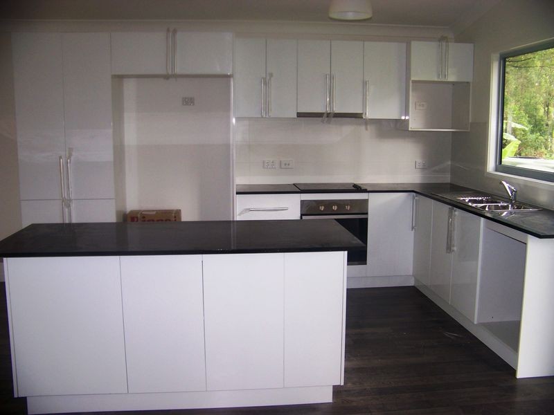 3 Forest Hill Rd, Russell Island QLD 4184