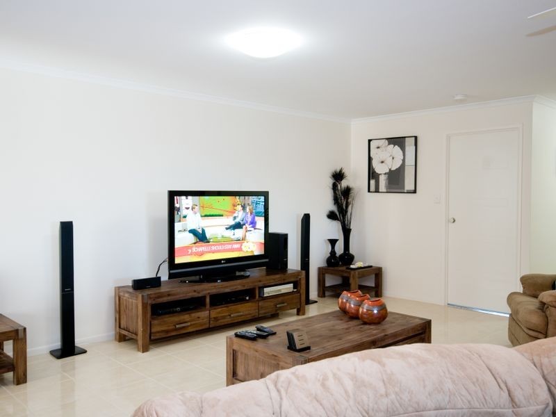 9 Laurel Street, Russell Island QLD 4184