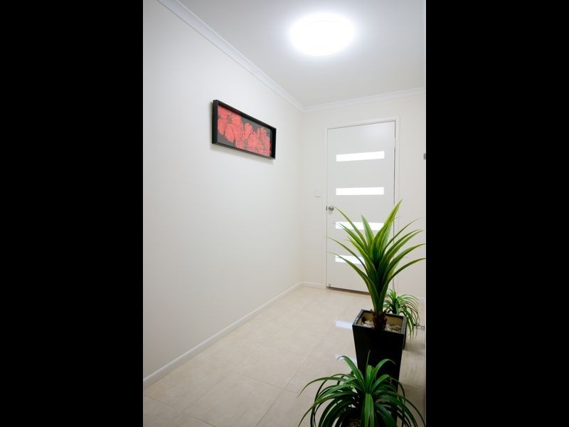9 Laurel Street, Russell Island QLD 4184