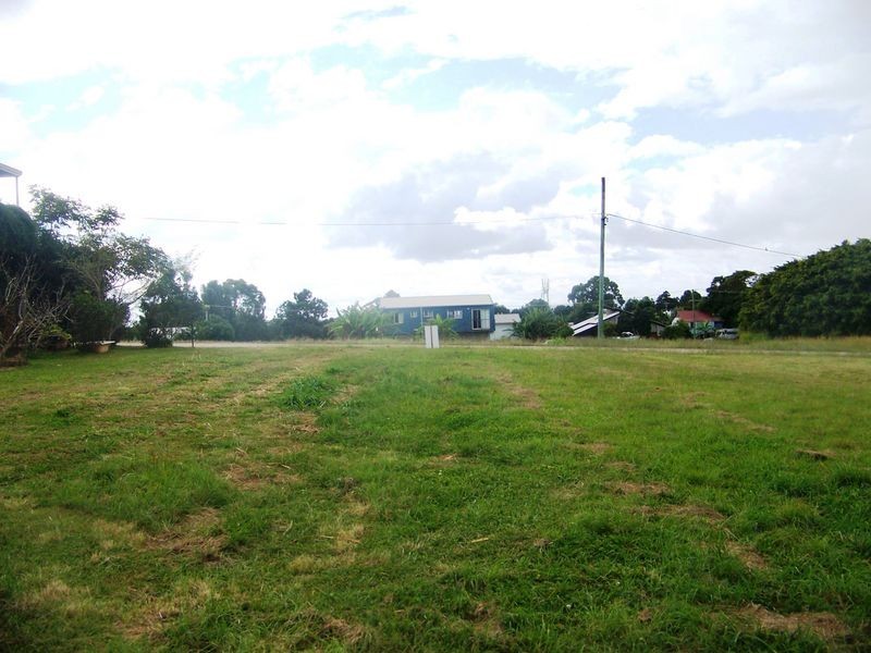 8 Highland St, Russell Island QLD 4184