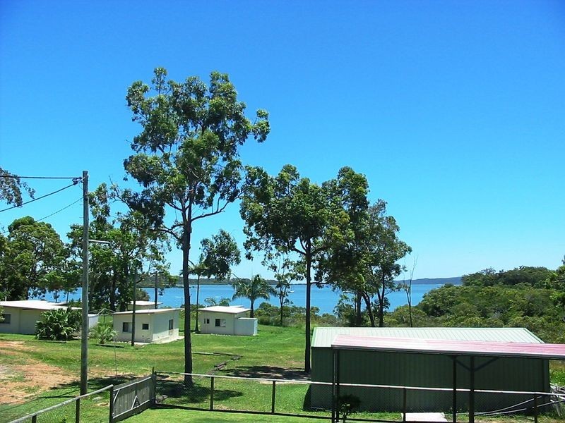 37 Wilma Cres, Russell Island QLD 4184