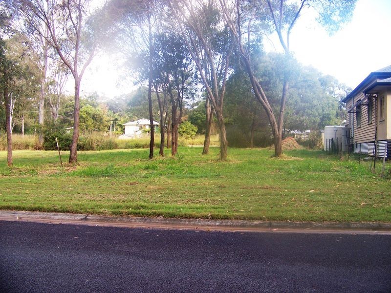 16 Yara Street, Russell Island QLD 4184