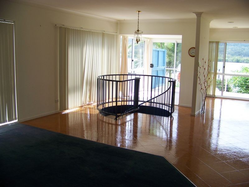 101 Wahine Drive, Russell Island QLD 4184