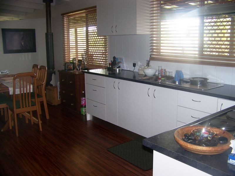 18-20 Guthrie St, Russell Island QLD 4184