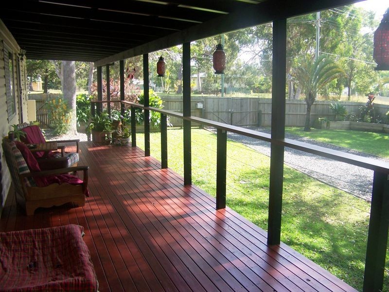 18-20 Guthrie St, Russell Island QLD 4184