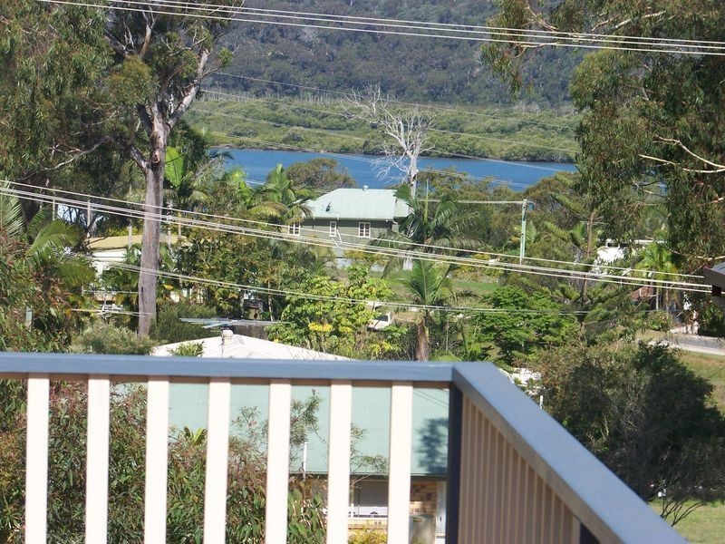 10 Dryandra, Russell Island QLD 4184
