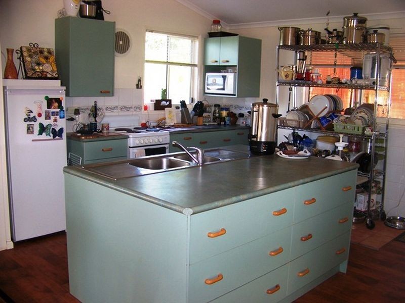 18 Highland St, Russell Island QLD 4184