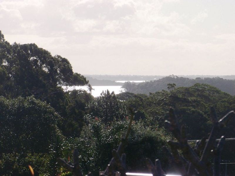 18 Highland St, Russell Island QLD 4184