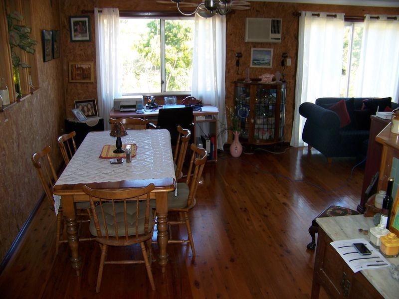 6 Aquamarine Ave, Russell Island QLD 4184