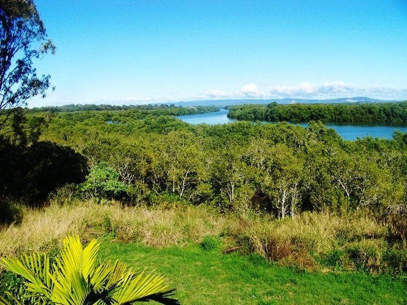 150 Palm Beach Rd, Russell Island QLD 4184