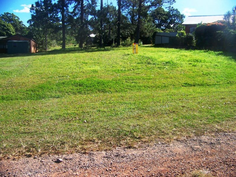 12 Oak Street, Russell Island QLD 4184