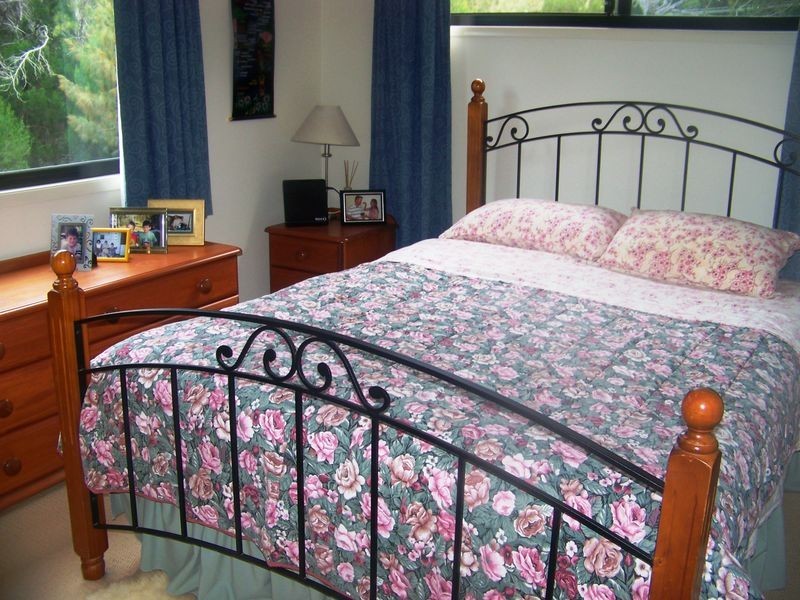 14 Seaview St, Russell Island QLD 4184