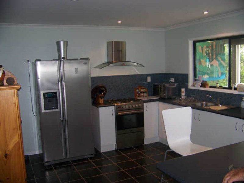 128 Laurel St, Russell Island QLD 4184