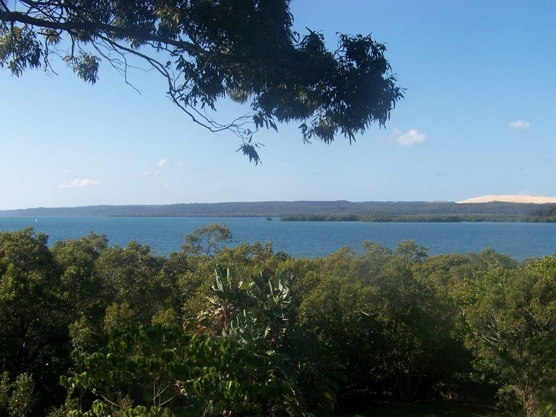32 Bay Dve, Russell Island QLD 4184