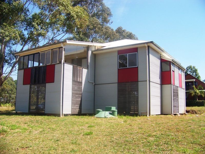 27 Banksia St, Russell Island QLD 4184