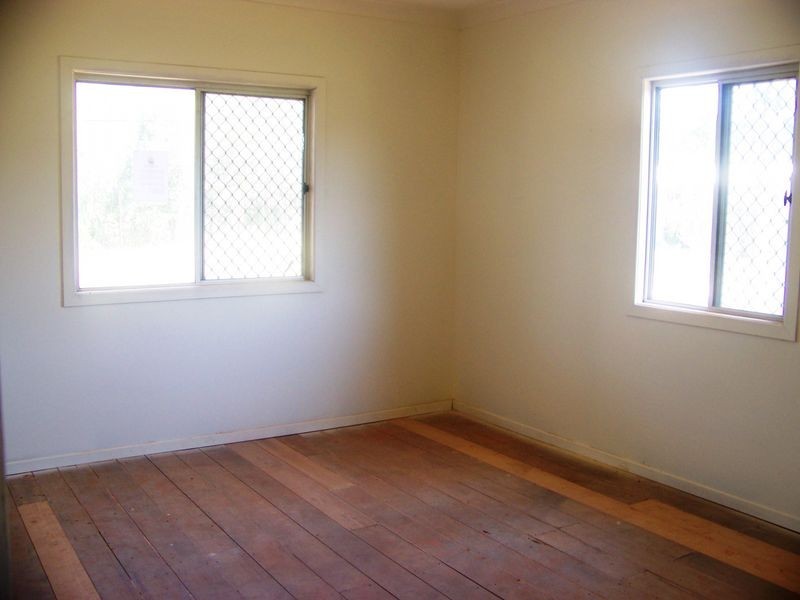 27 Banksia St, Russell Island QLD 4184