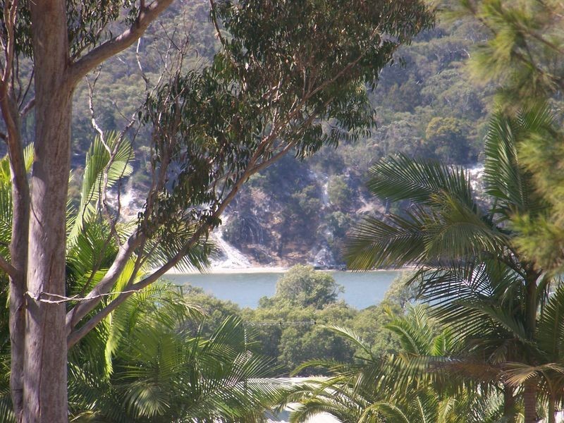 24 Murray Cres, Russell Island QLD 4184