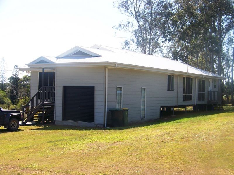 31 Boeing Ridge Rd, Russell Island QLD 4184