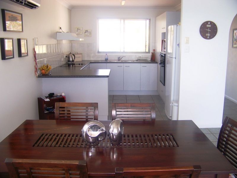 53 Bay Dve, Russell Island QLD 4184