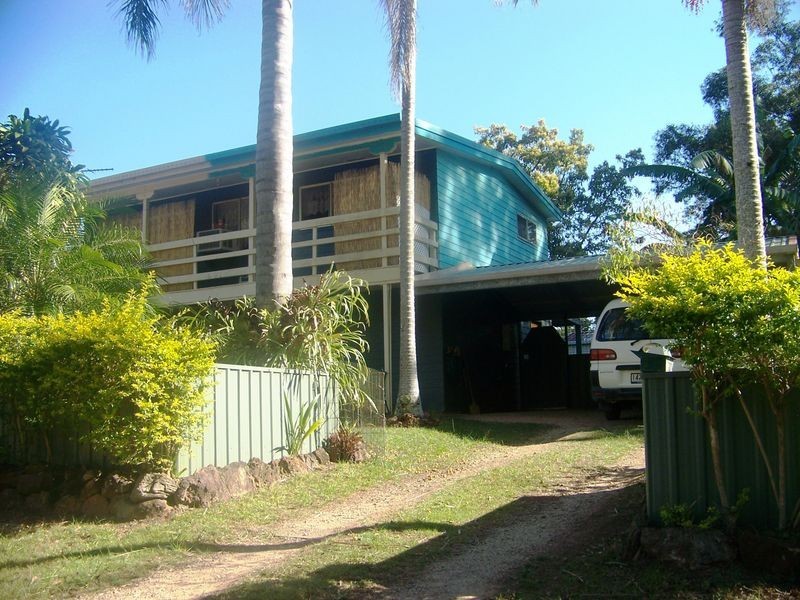 18 Main View Rd, Russell Island QLD 4184