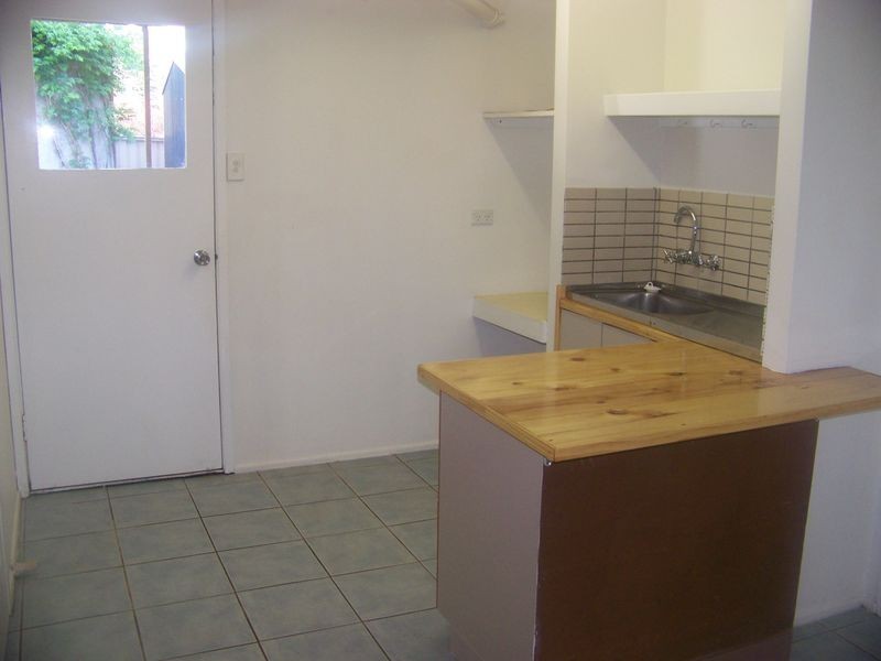18 Main View Rd, Russell Island QLD 4184