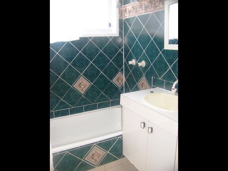 18 Main View Rd, Russell Island QLD 4184
