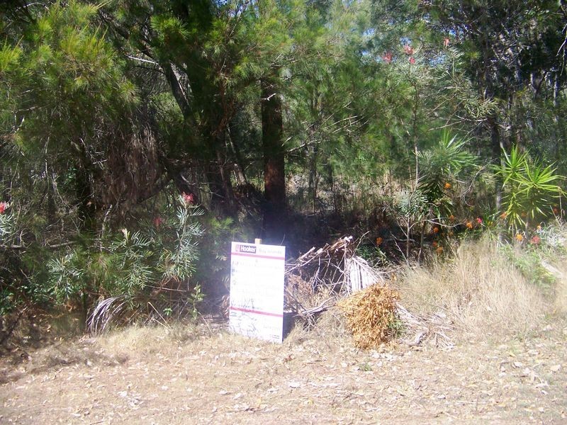 22 Poinsettia St, Russell Island QLD 4184