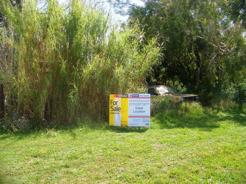 9 Canaipa Point Dve, Russell Island QLD 4184