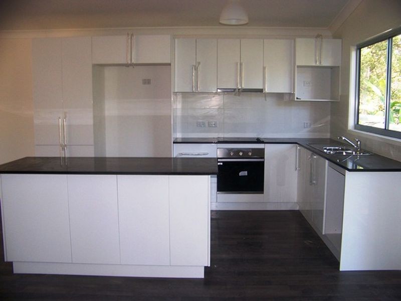 3 Forest Hill Rd, Russell Island QLD 4184