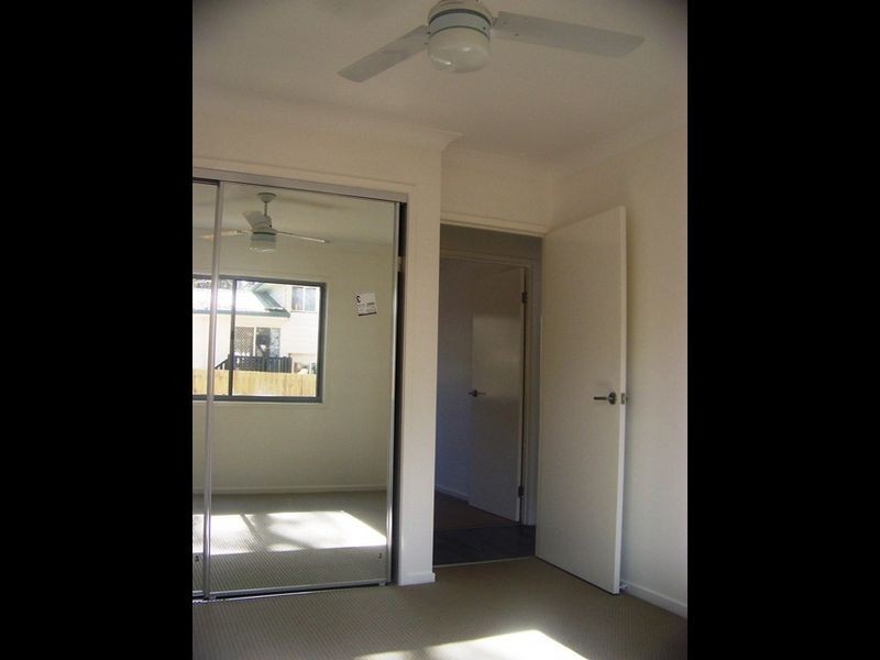 3 Forest Hill Rd, Russell Island QLD 4184