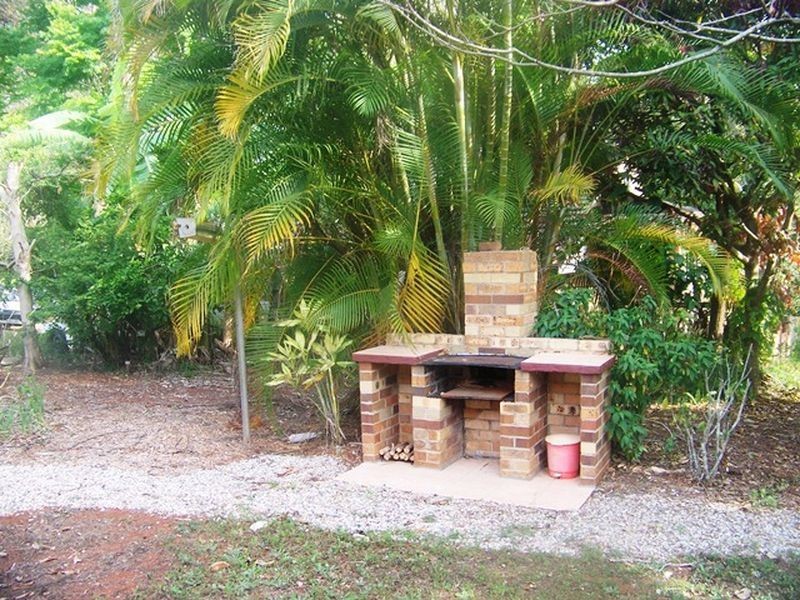16 Fiji, Russell Island QLD 4184