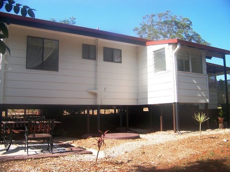 16 Fiji, Russell Island QLD 4184