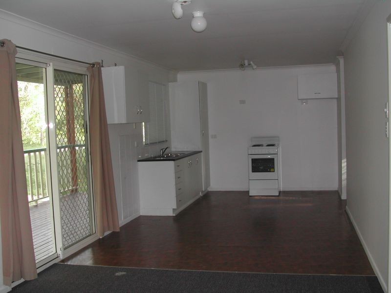 4 Rodds Road, Russell Island QLD 4184