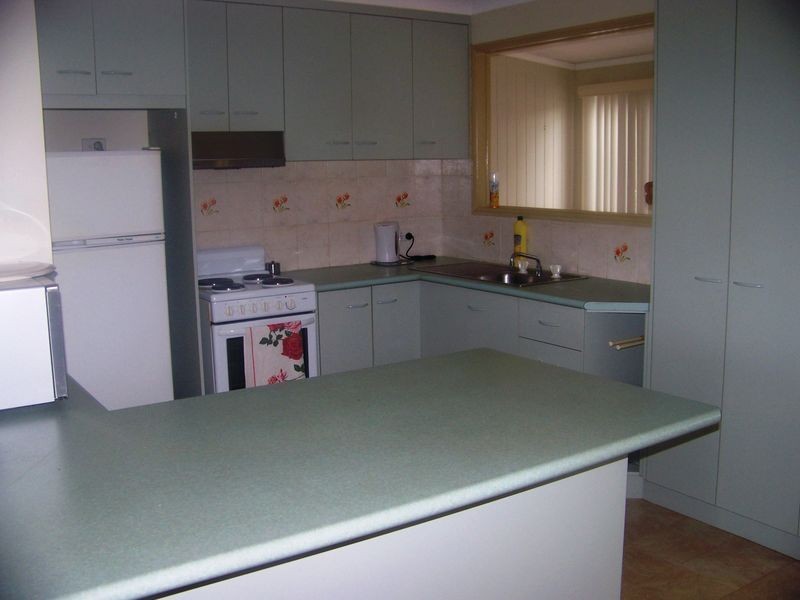 2 Rossi Ave, Russell Island QLD 4184