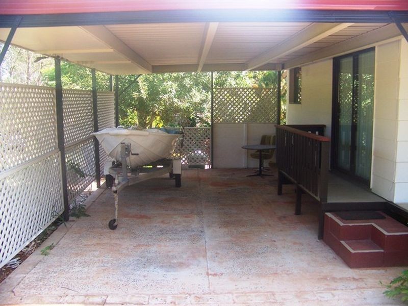 16 Fiji, Russell Island QLD 4184
