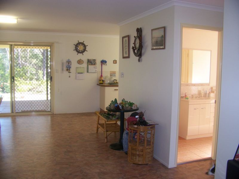 19 Kurrajong St, Russell Island QLD 4184