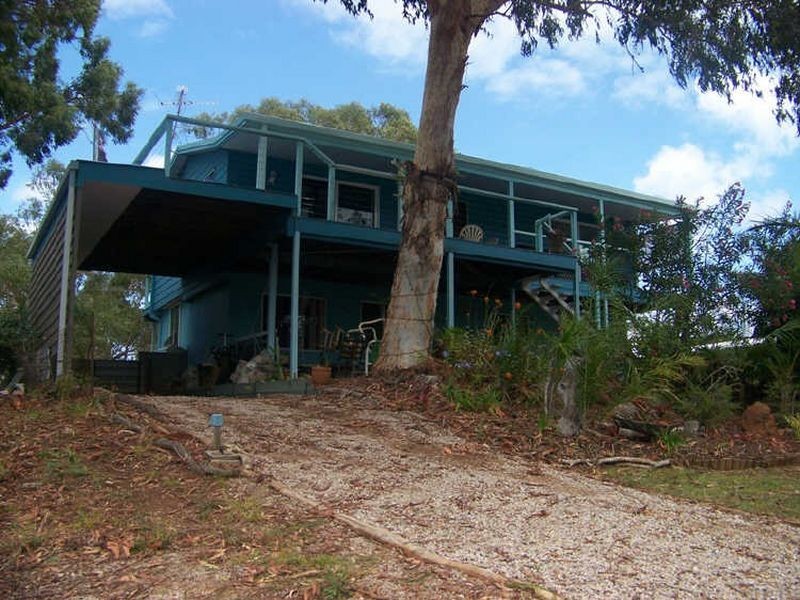 56 Barcelona, Russell Island QLD 4184