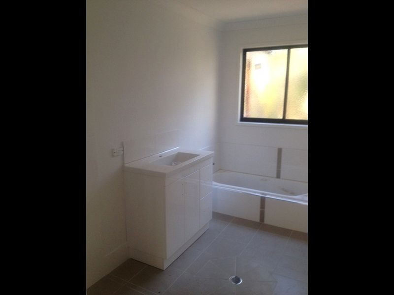 36 Angorra St, Russell Island QLD 4184