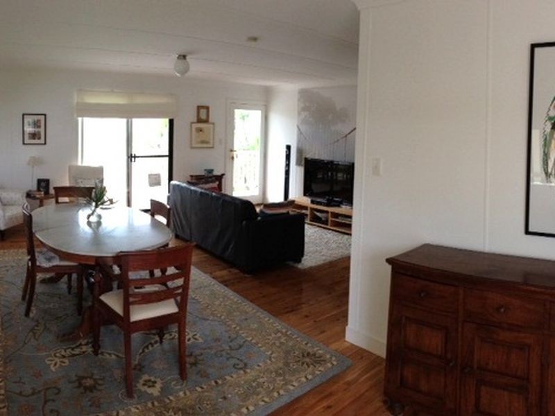 147 Canaipa Point Dve, Russell Island QLD 4184