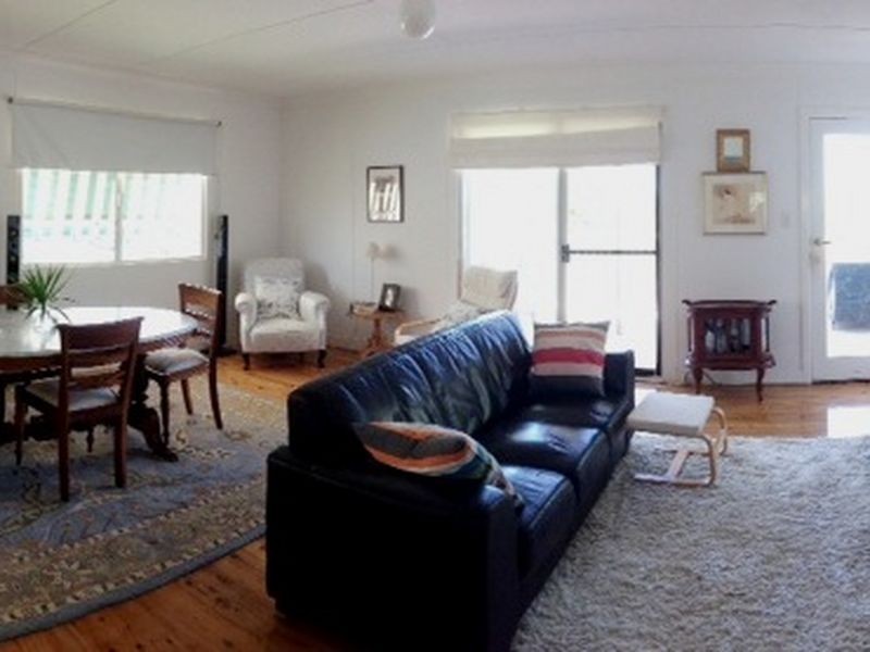 147 Canaipa Point Dve, Russell Island QLD 4184