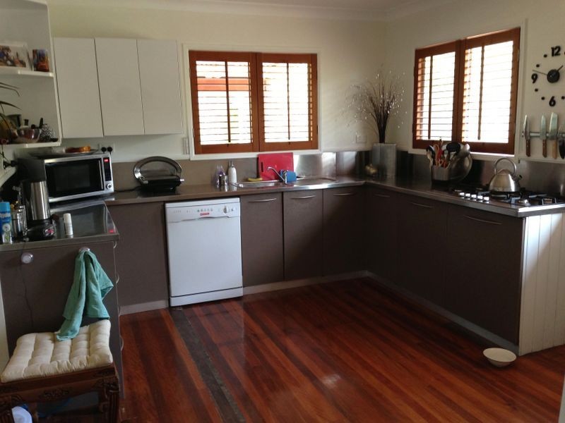 126 Jackson Rd, Russell Island QLD 4184