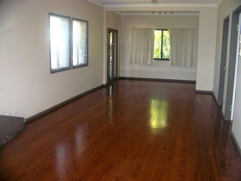 85 High Street, Russell Island QLD 4184