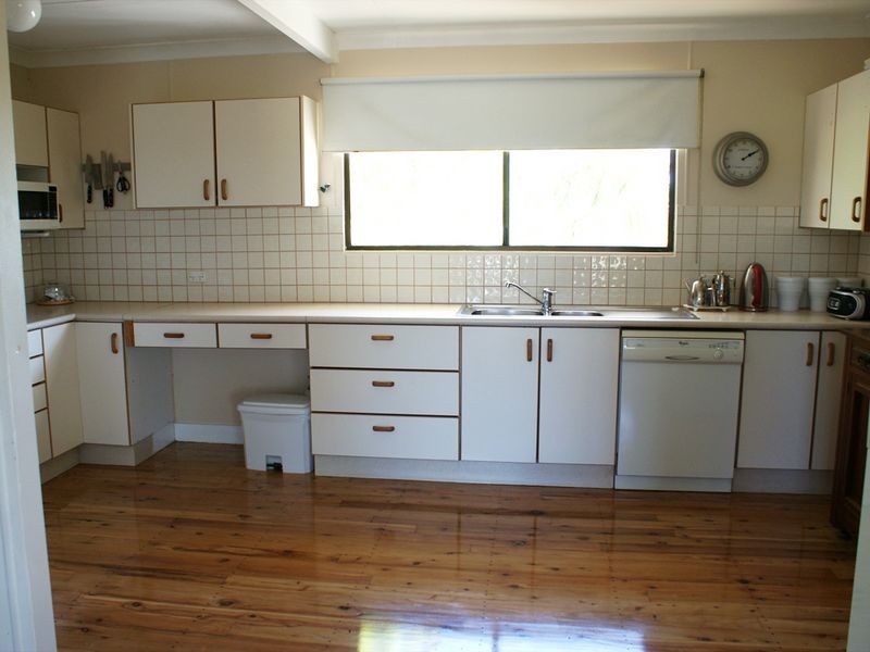 147 Canaipa Point Dve, Russell Island QLD 4184