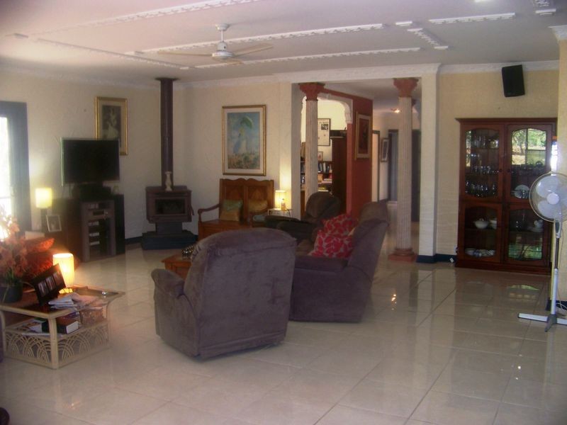 58-60 Kennedy Ave, Russell Island QLD 4184