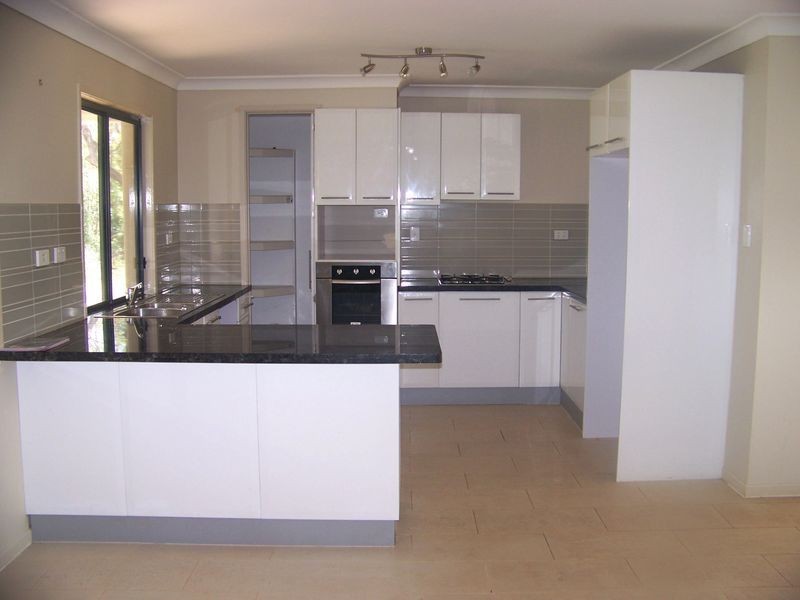 54 Vista St, Russell Island QLD 4184