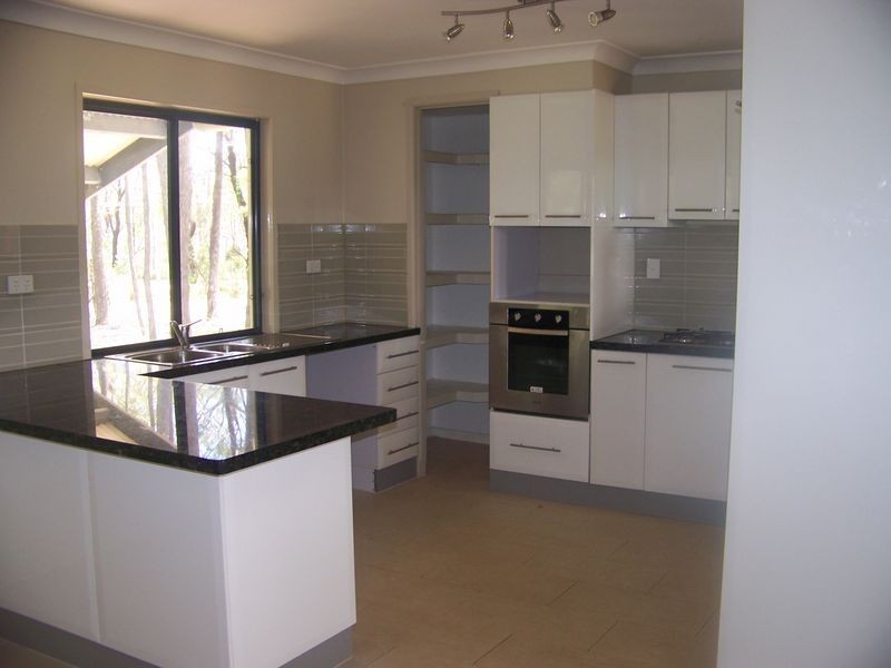 54 Vista St, Russell Island QLD 4184