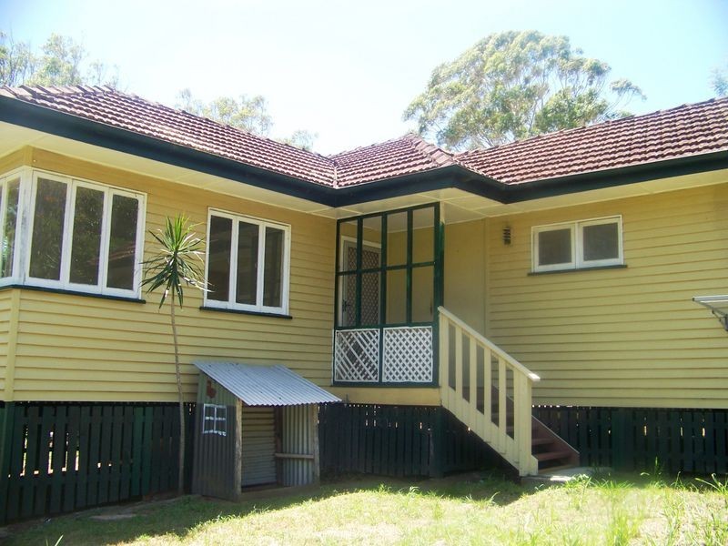 50 Rossi Ave, Russell Island QLD 4184