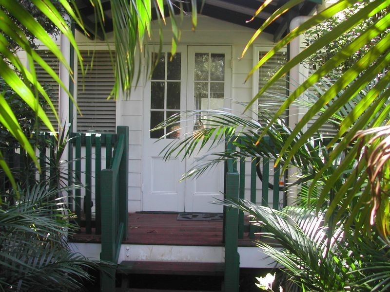15 Jackson Road, Russell Island QLD 4184