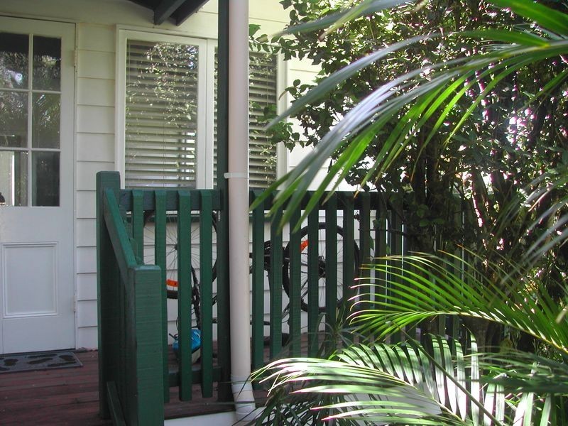 15 Jackson Road, Russell Island QLD 4184