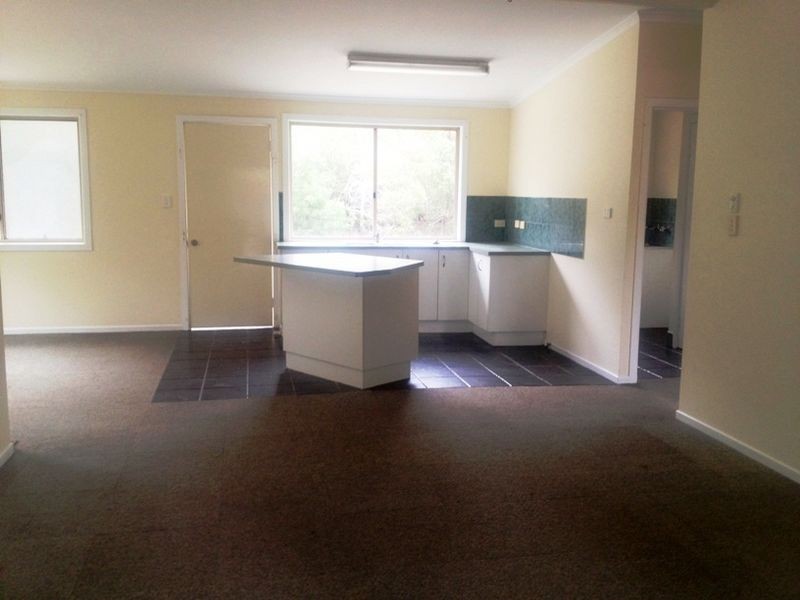 5 Cypress Ave, Russell Island QLD 4184
